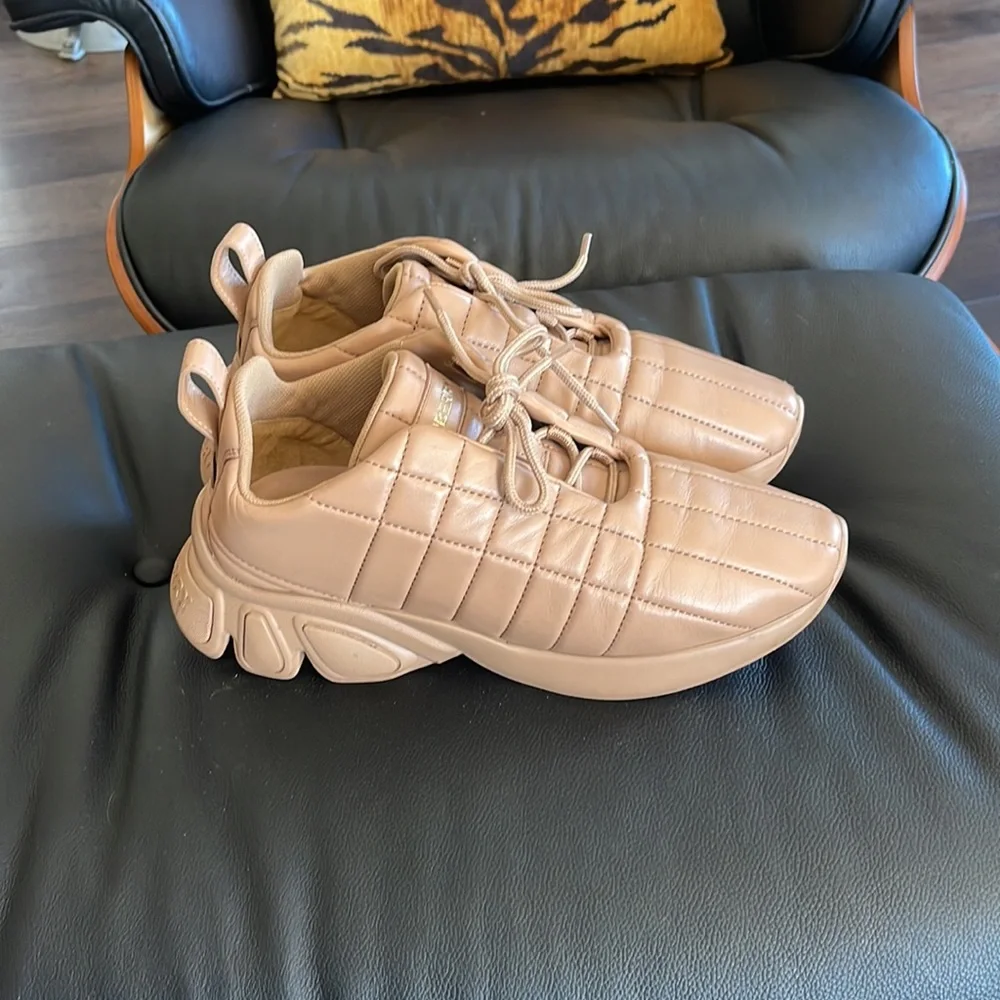 Burberry classic quilted leather sneakers - Picture 7 of 11